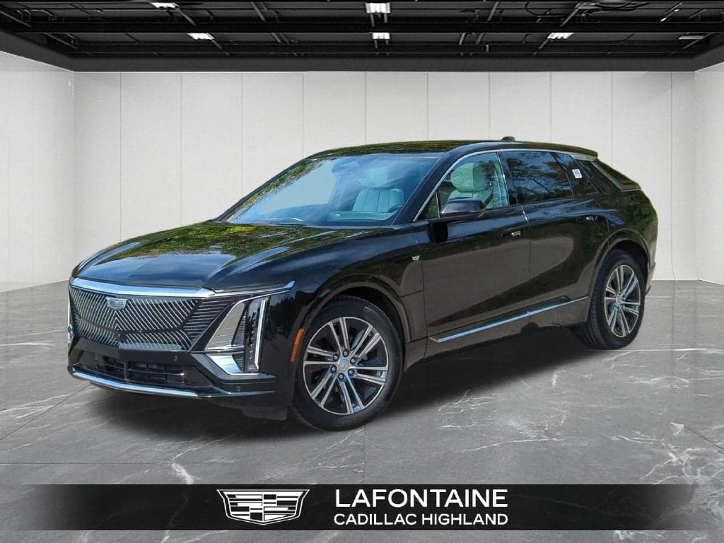 2024 Cadillac LYRIQ Luxury — photo 1 of 5