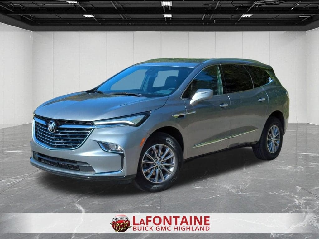 2024 Buick Enclave Essence — photo 1 of 5