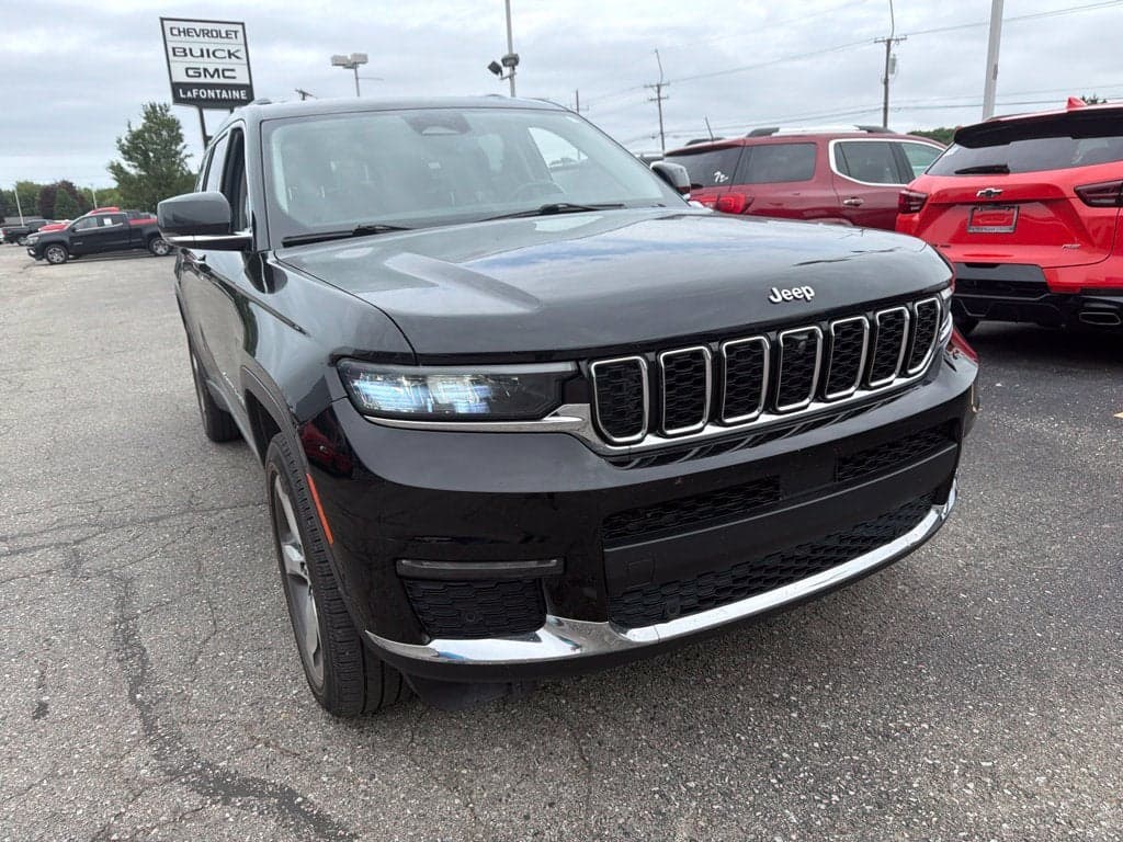 2021 Jeep Grand Cherokee L Limited — photo 1 of 19