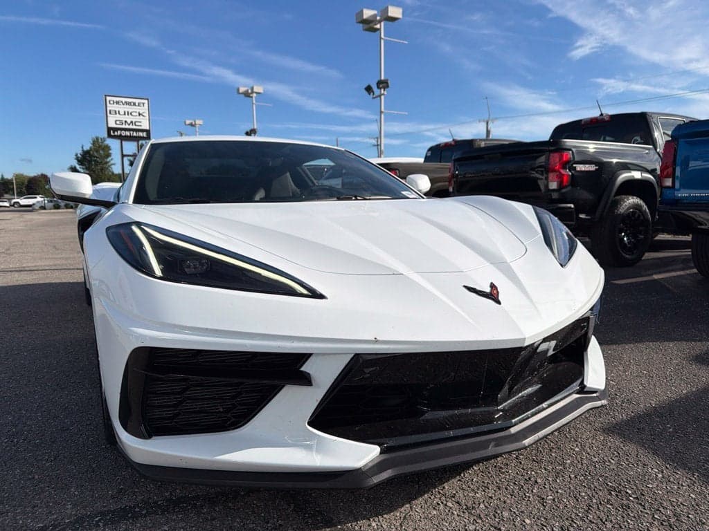 2022 Chevrolet Corvette 2LT — photo 1 of 31