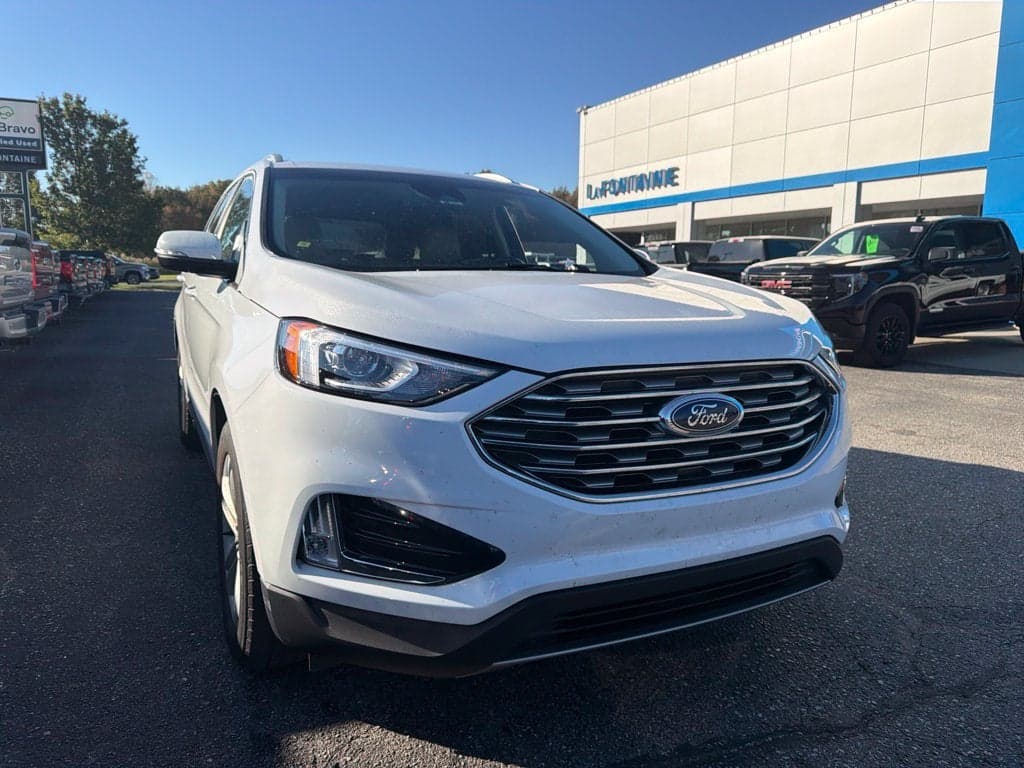 2020 Ford Edge SEL — photo 1 of 5