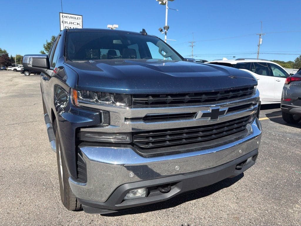 2020 Chevrolet Silverado 1500 LT — photo 1 of 19