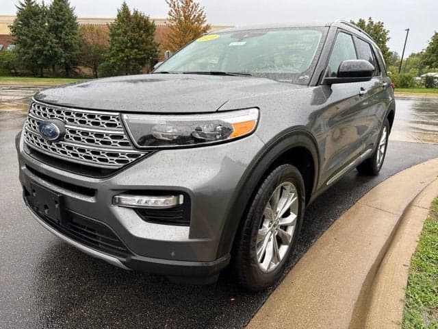2024 Ford Explorer Limited — photo 1 of 24