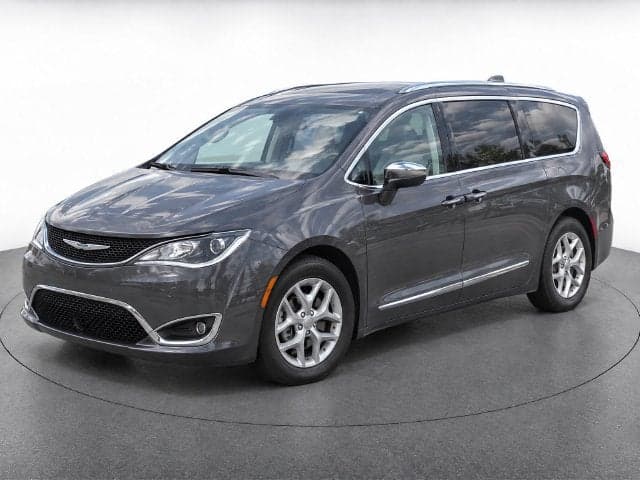 2020 Chrysler Pacifica Limited — photo 1 of 5