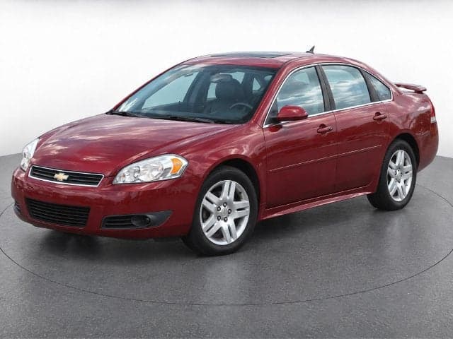 2011 Chevrolet Impala LT Retail — photo 1 of 8