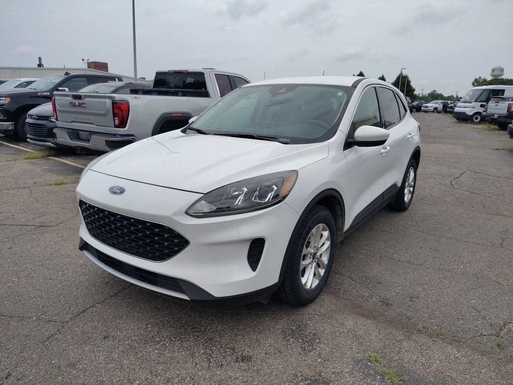 2020 Ford Escape SE — photo 1 of 16