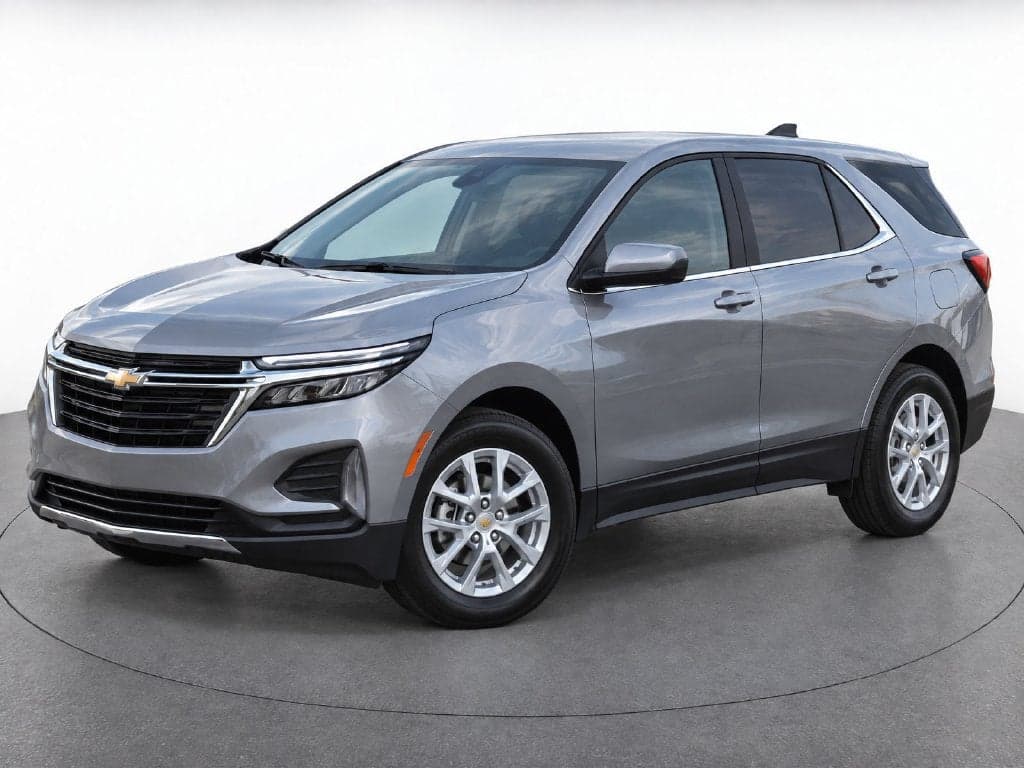 2024 Chevrolet Equinox LT — photo 1 of 5
