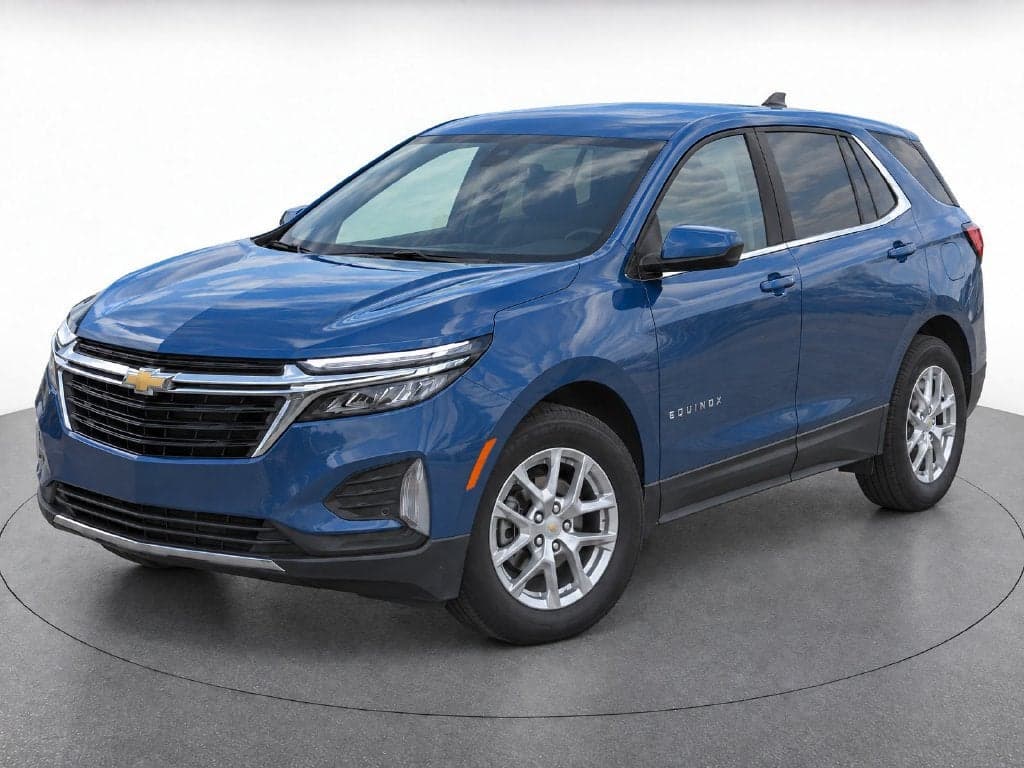 2024 Chevrolet Equinox LT — photo 1 of 5