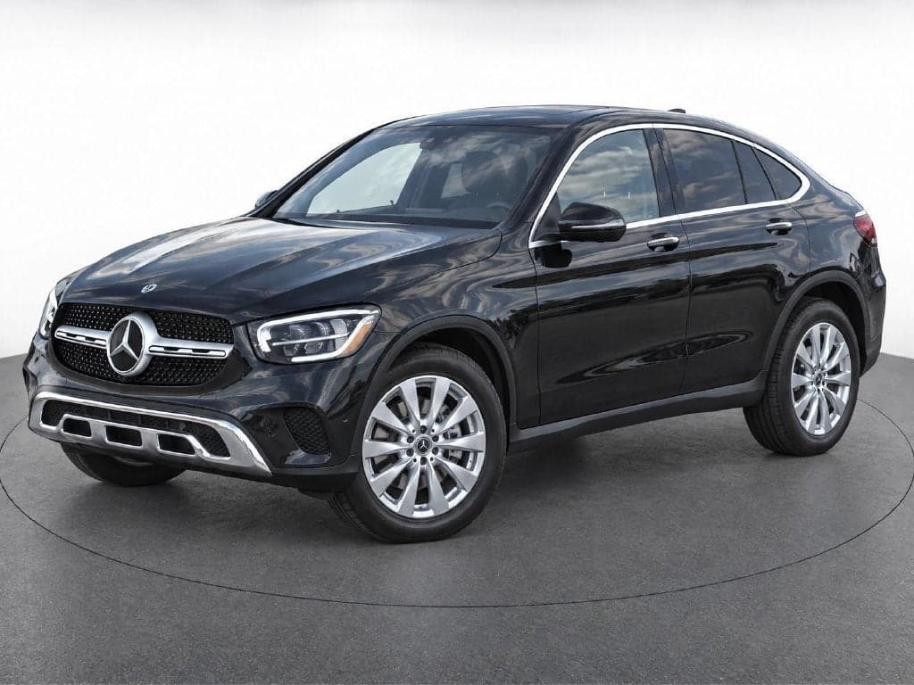 2021 Mercedes-Benz GLC GLC 300 — photo 1 of 5