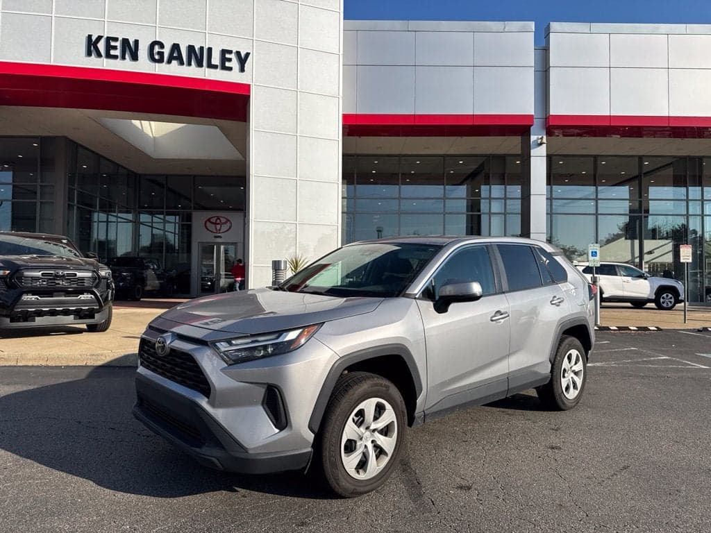 2024 Toyota RAV4 LE — photo 1 of 5