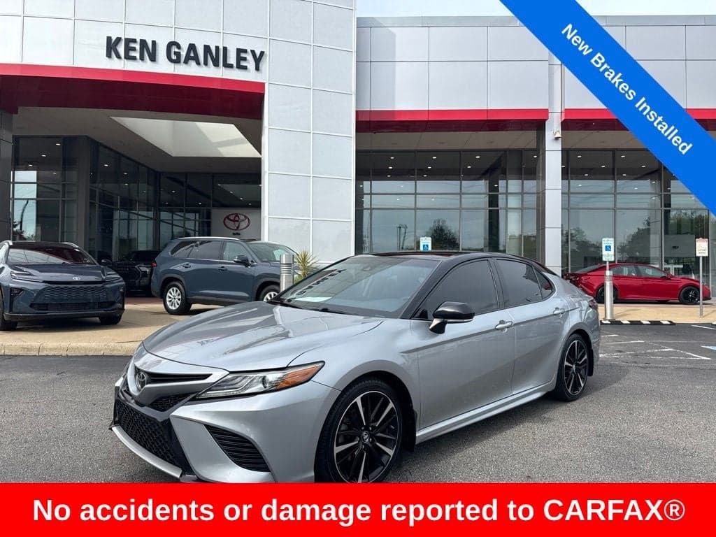 2019 Toyota Camry XSE — photo 1 of 21