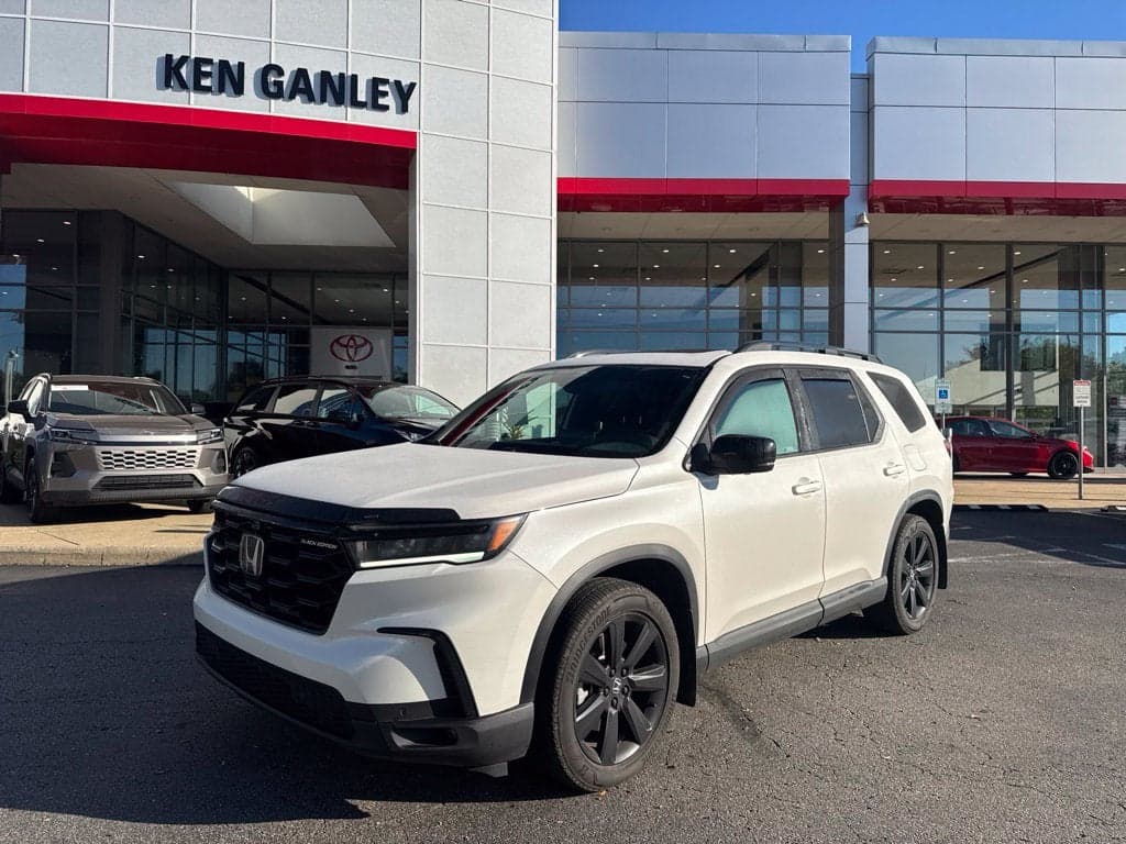 2025 Honda Pilot Black Edition — photo 1 of 9