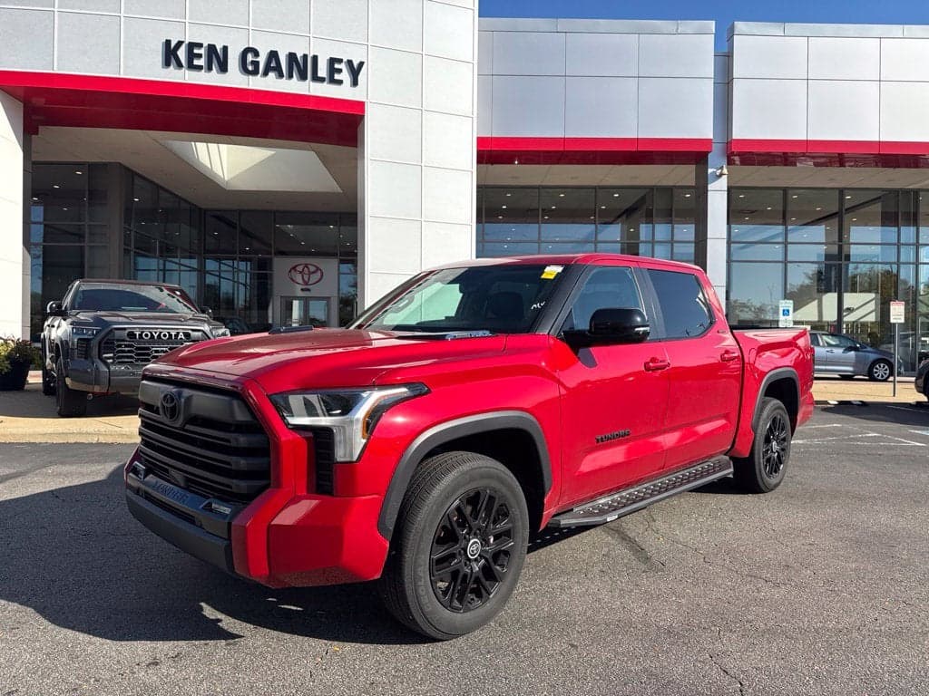 2024 Toyota Tundra 4WD Base — photo 1 of 5