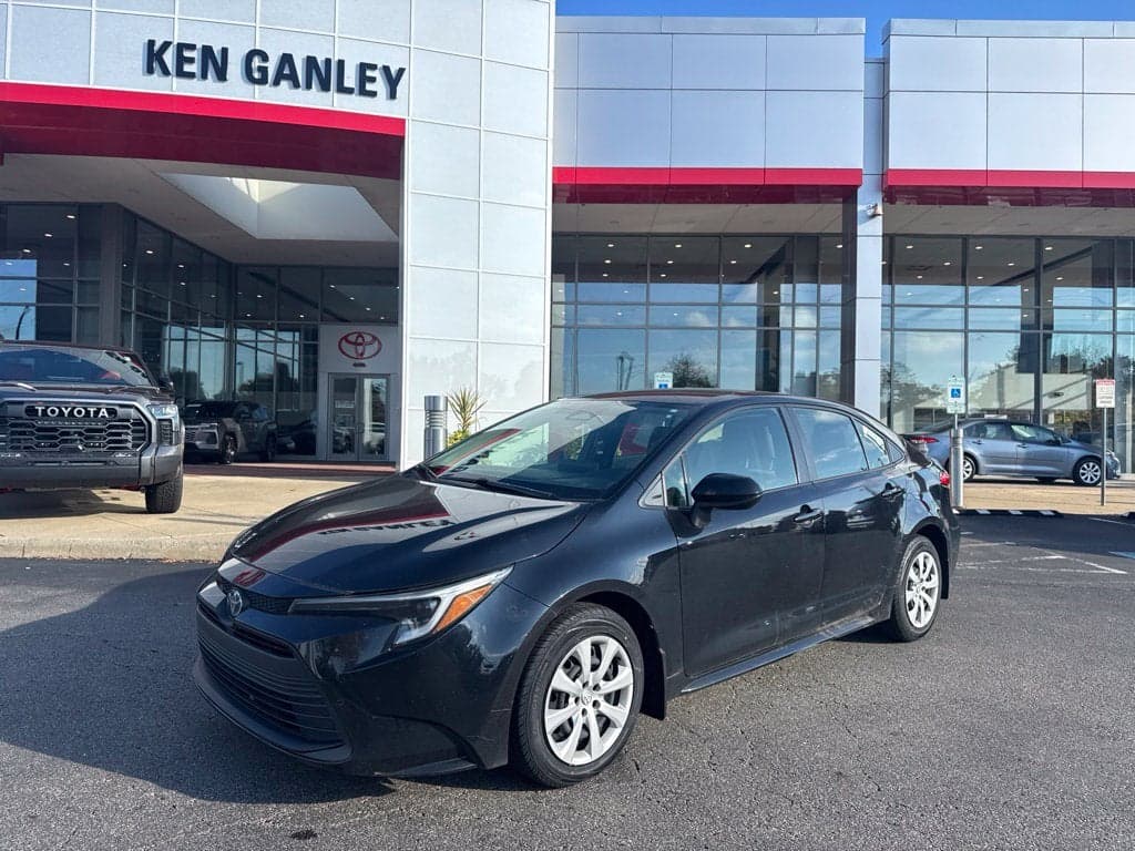 2024 Toyota Corolla Hybrid LE — photo 1 of 5