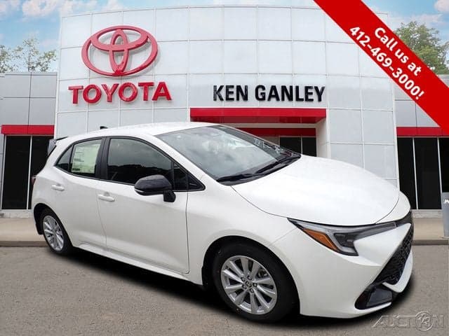 2026 Toyota Corolla Hatchback SE — photo 1 of 31