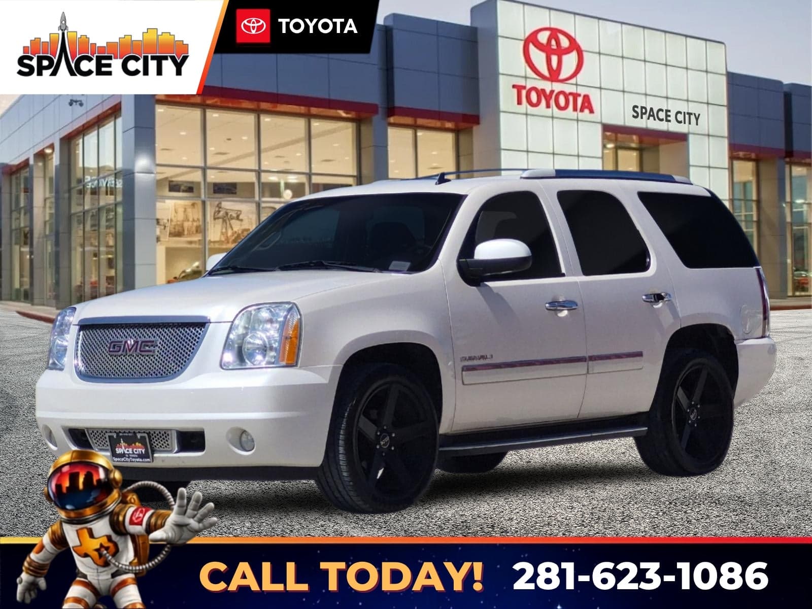 2013 GMC Yukon Denali — photo 1 of 32