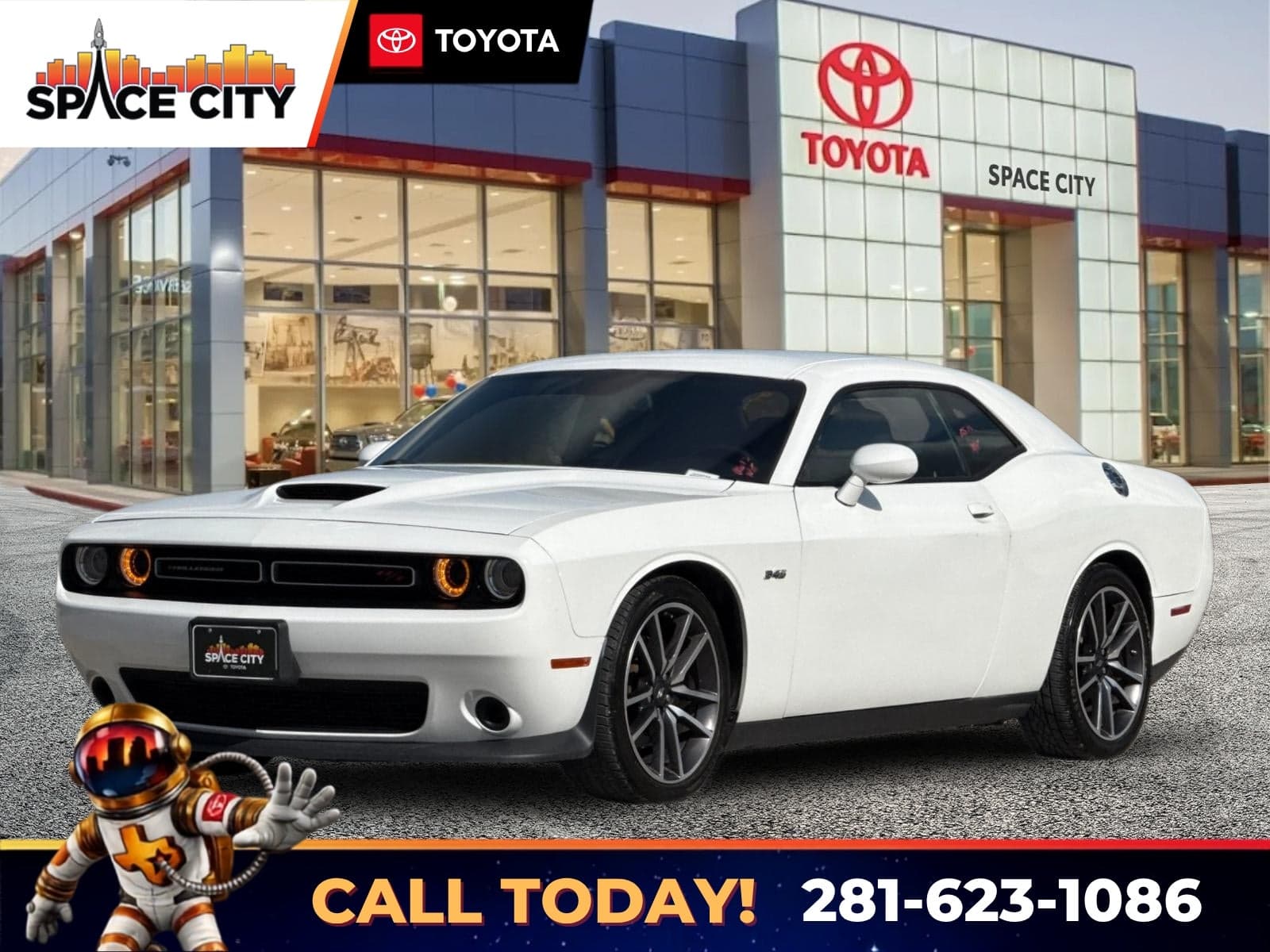 2023 Dodge Challenger R/T — photo 1 of 5