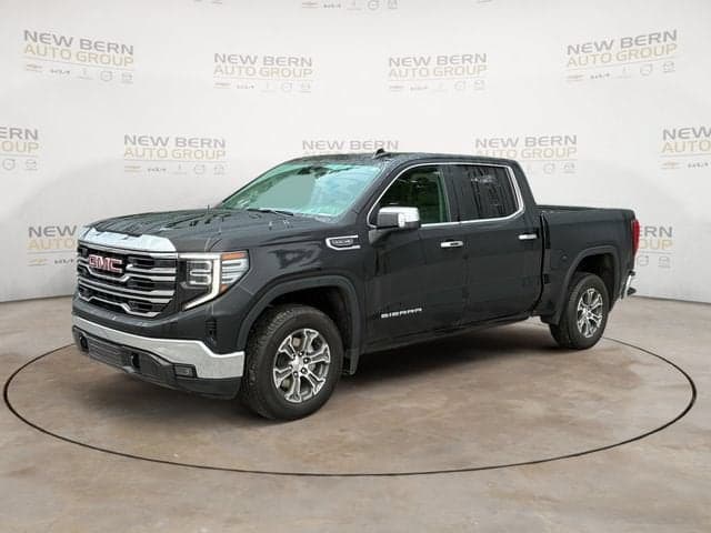 2025 GMC Sierra 1500 SLT — photo 1 of 30