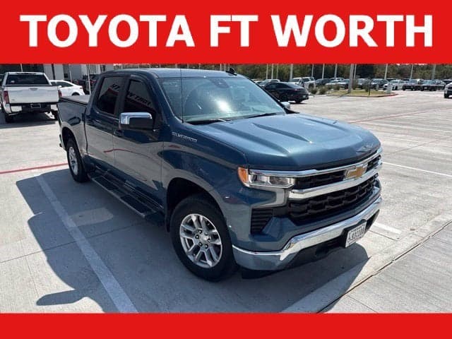 2024 Chevrolet Silverado 1500 LT — photo 1 of 21