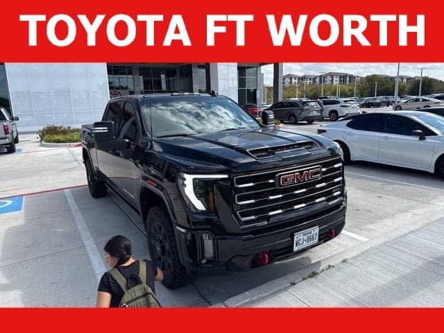 2024 GMC Sierra 2500HD AT4 — photo 1 of 5
