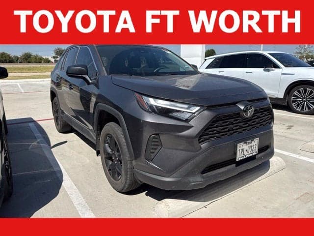 2024 Toyota RAV4 LE — photo 1 of 22