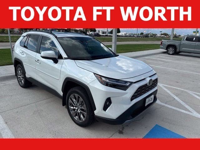 2023 Toyota RAV4 Limited — photo 1 of 5