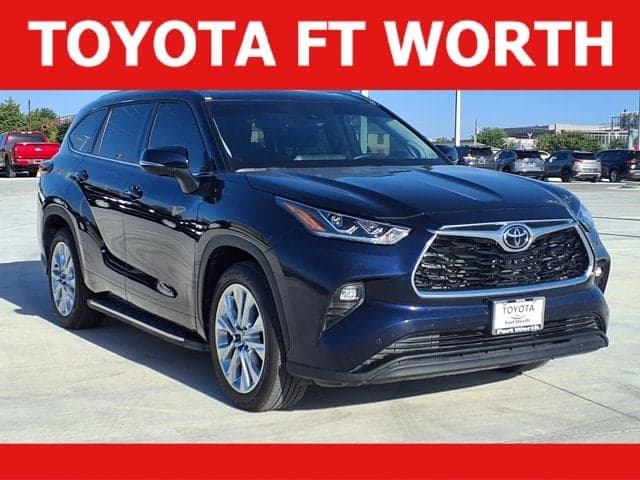 2025 Toyota Highlander Limited — photo 1 of 21
