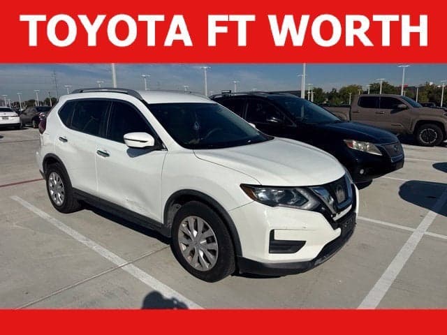 2017 Nissan Rogue S — photo 1 of 5