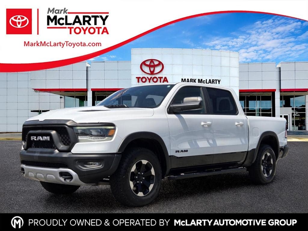 2020 RAM 1500 Rebel — photo 1 of 32