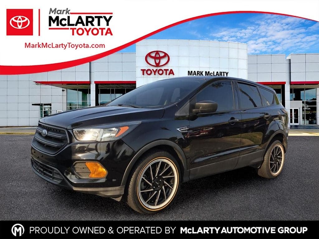 2018 Ford Escape S — photo 1 of 10