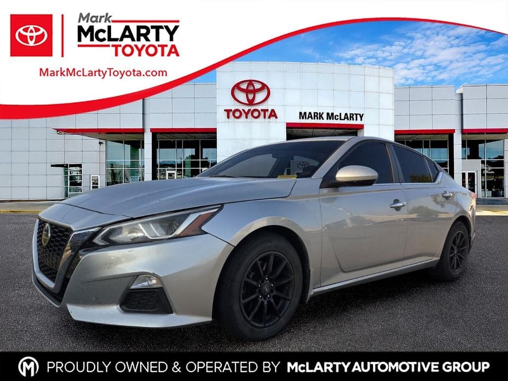 2019 Nissan Altima 2.5 S — photo 1 of 10