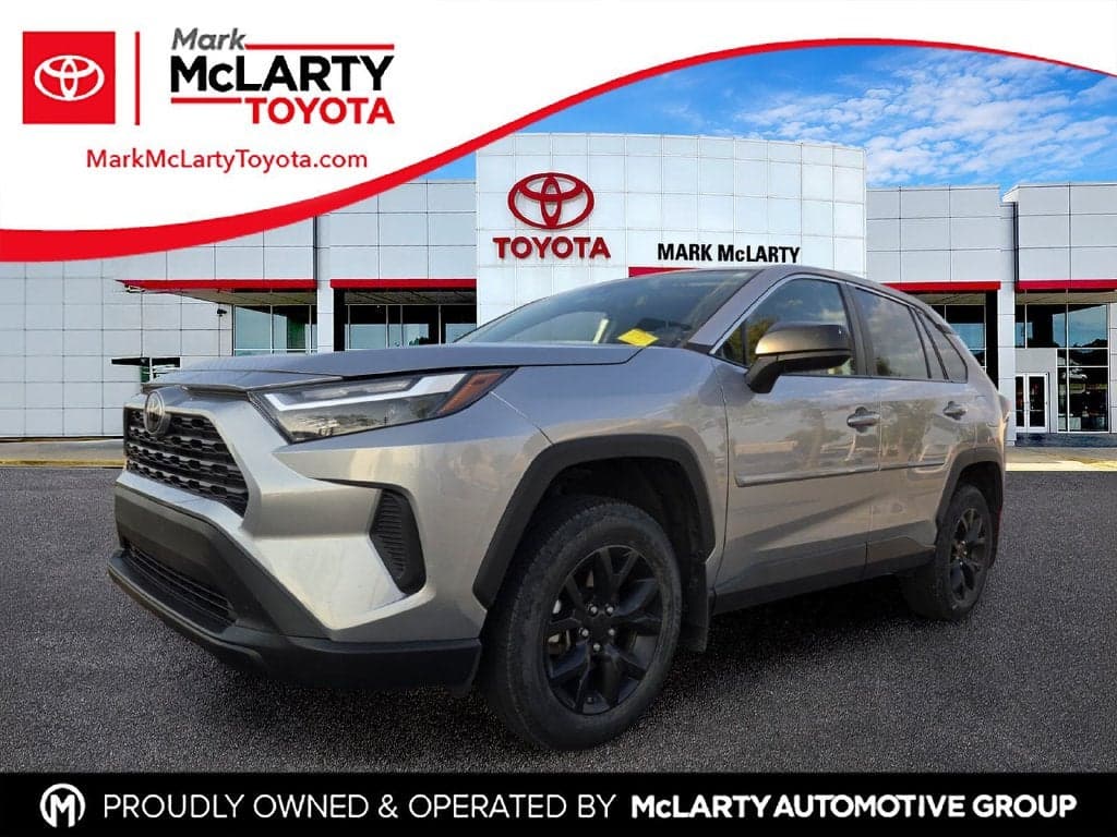 2023 Toyota RAV4 LE — photo 1 of 10