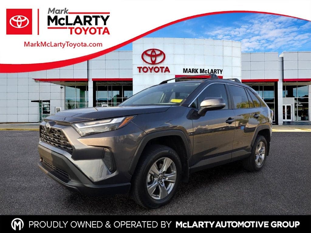 2024 Toyota RAV4 XLE — photo 1 of 10