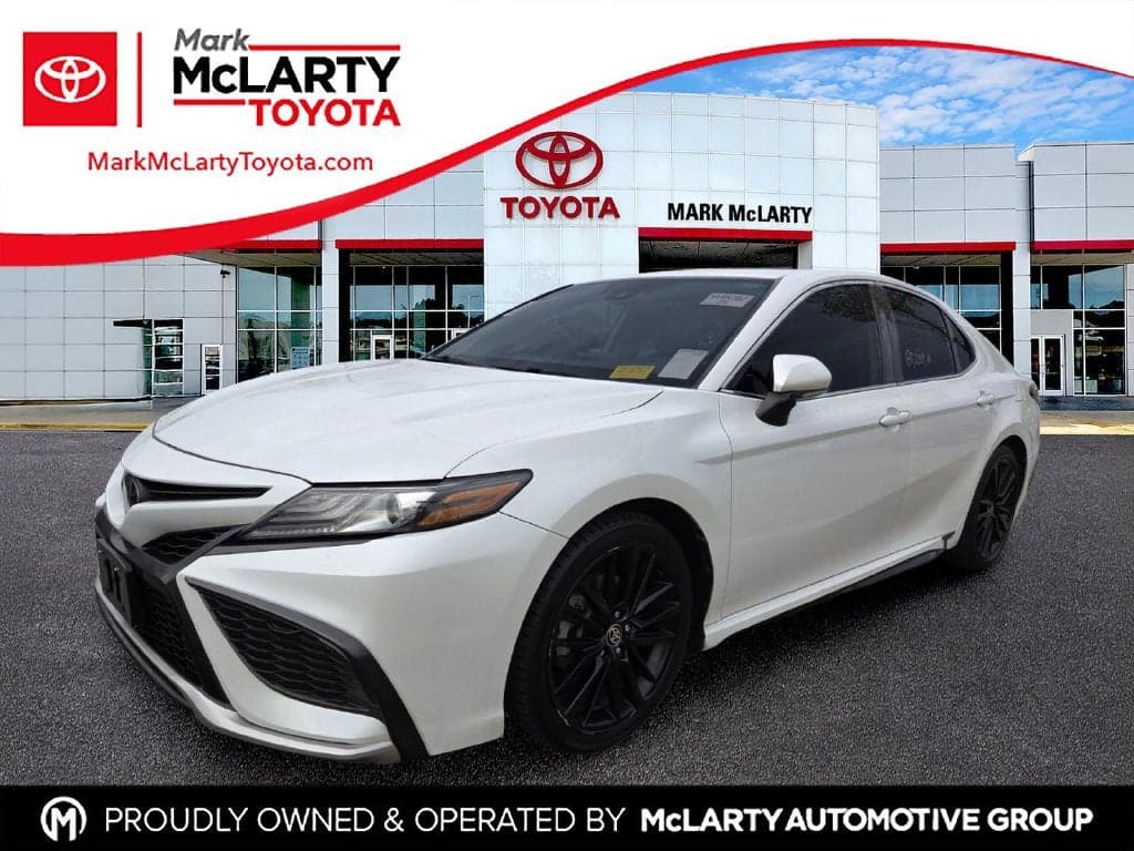 2021 Toyota Camry XSE — photo 1 of 10