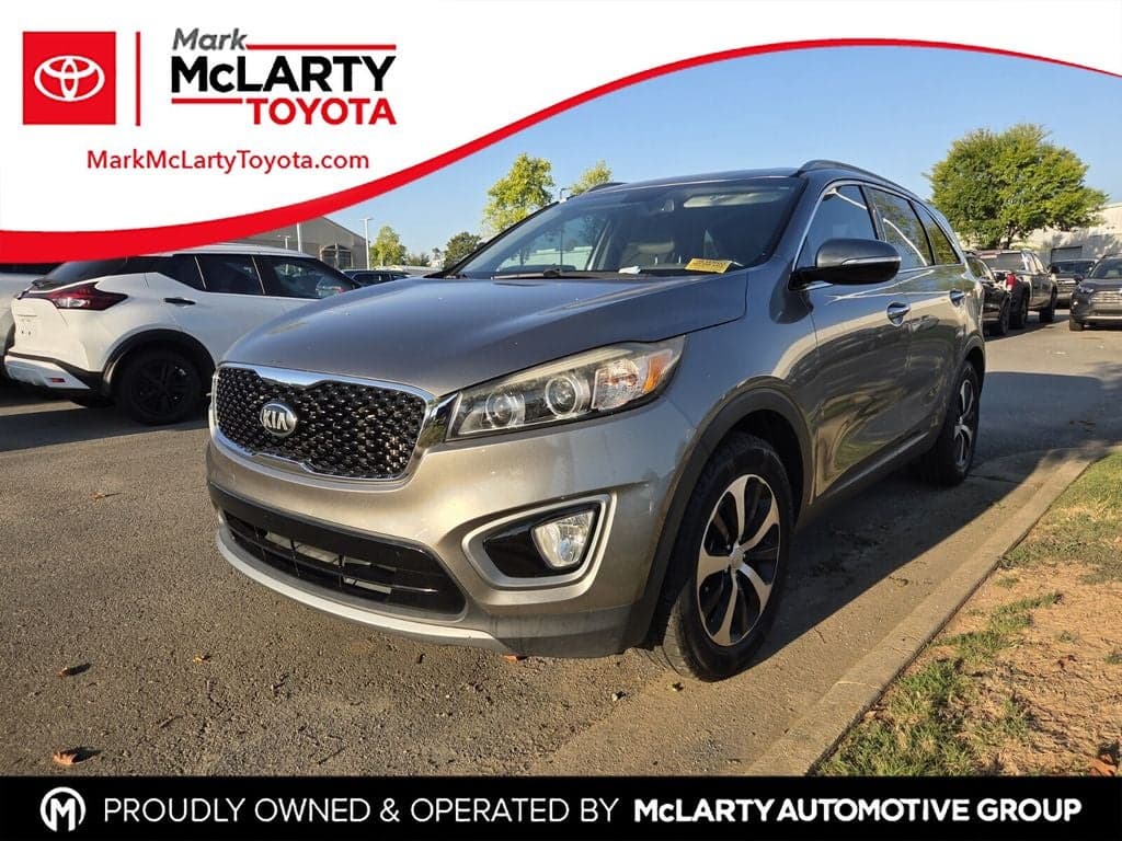 2016 Kia Sorento EX — photo 1 of 11