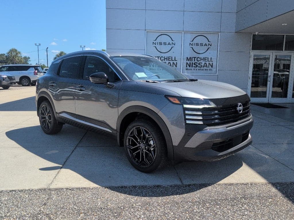 2027 Nissan Kicks SR — photo 1 of 17