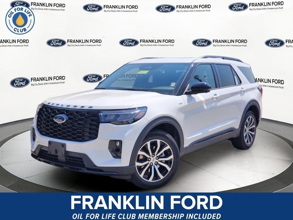 2026 Ford Explorer ST-Line — photo 1 of 42