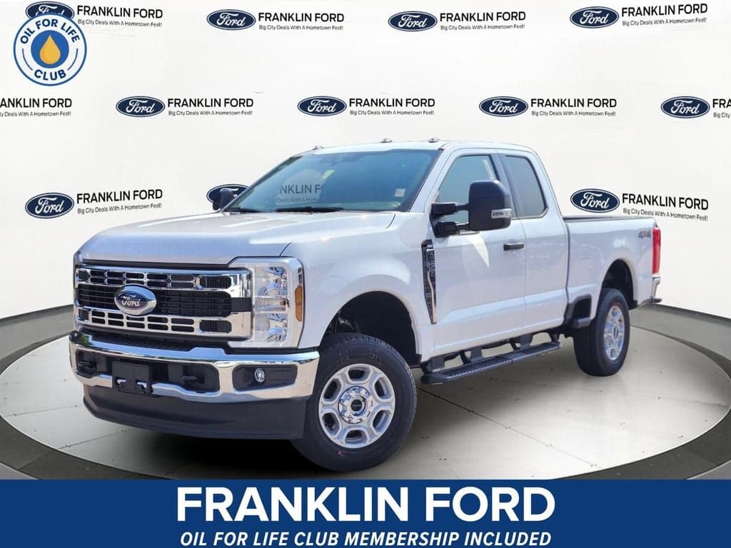 2026 Ford F-250SD XLT — photo 1 of 37