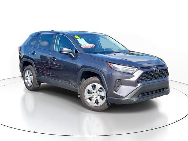 2024 Toyota RAV4 LE — photo 1 of 61