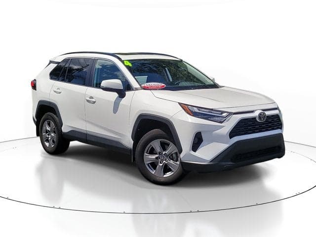 2024 Toyota RAV4 XLE — photo 1 of 21