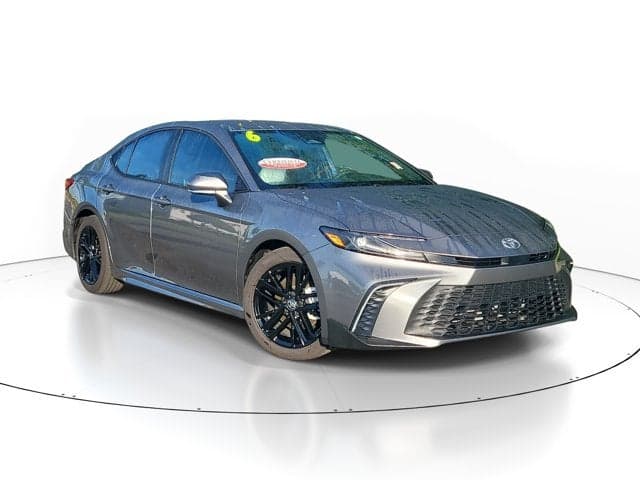 2026 Toyota Camry SE — photo 1 of 47