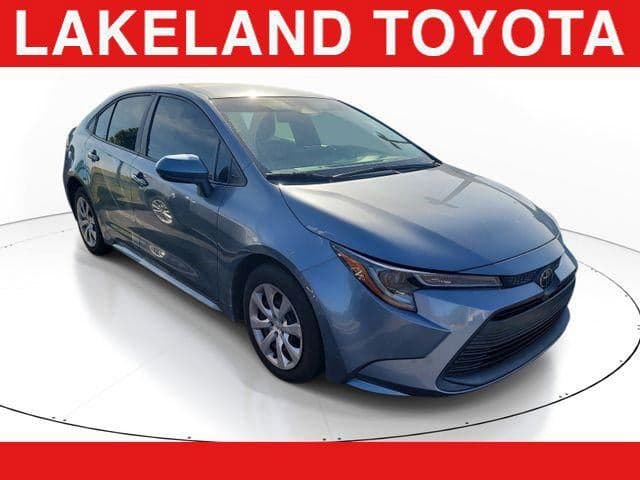 2023 Toyota Corolla LE — photo 1 of 10