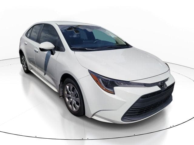 2025 Toyota Corolla LE — photo 1 of 21