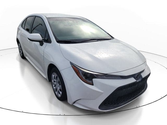 2022 Toyota Corolla LE — photo 1 of 22