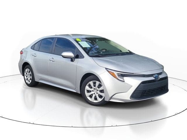 2024 Toyota Corolla Hybrid LE — photo 1 of 5