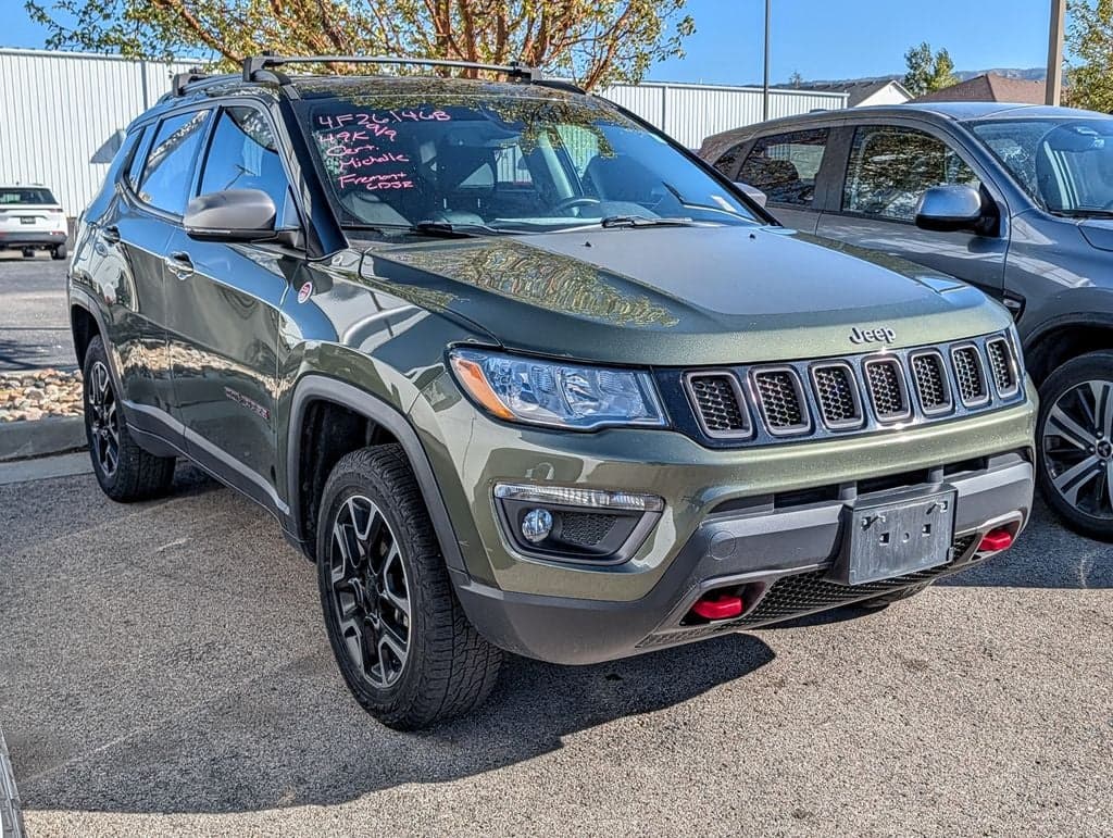 2019 Jeep Compass Trailhawk — photo 1 of 3