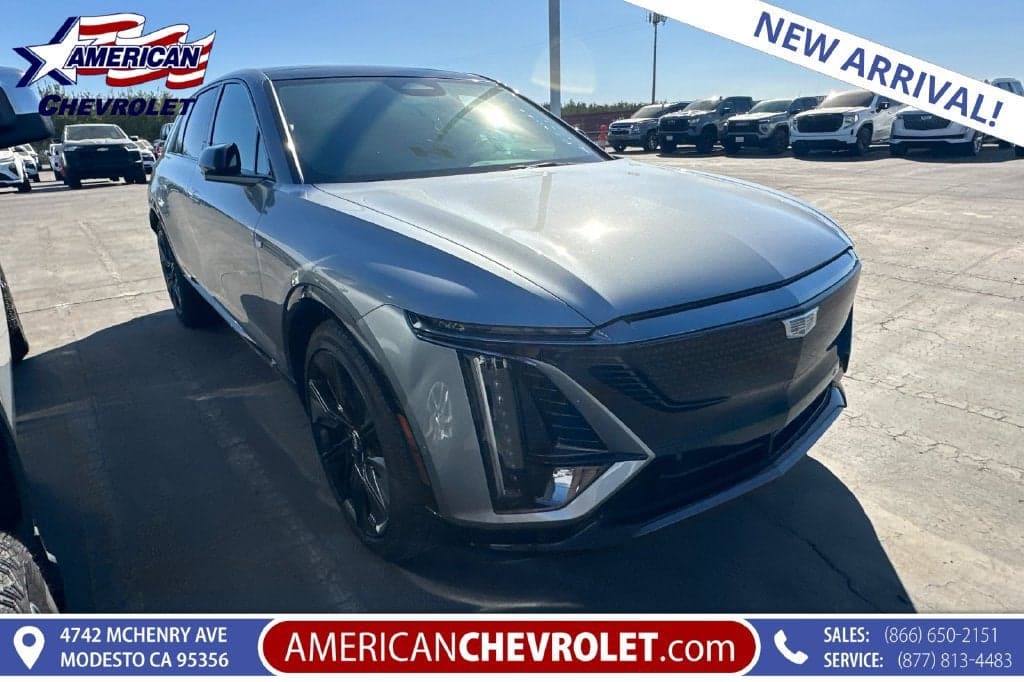 2024 Cadillac LYRIQ Sport — photo 1 of 4