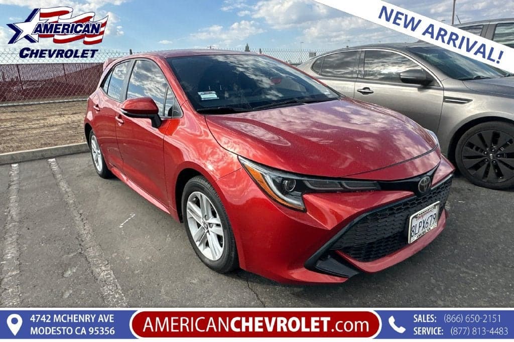 2019 Toyota Corolla Hatchback SE — photo 1 of 4