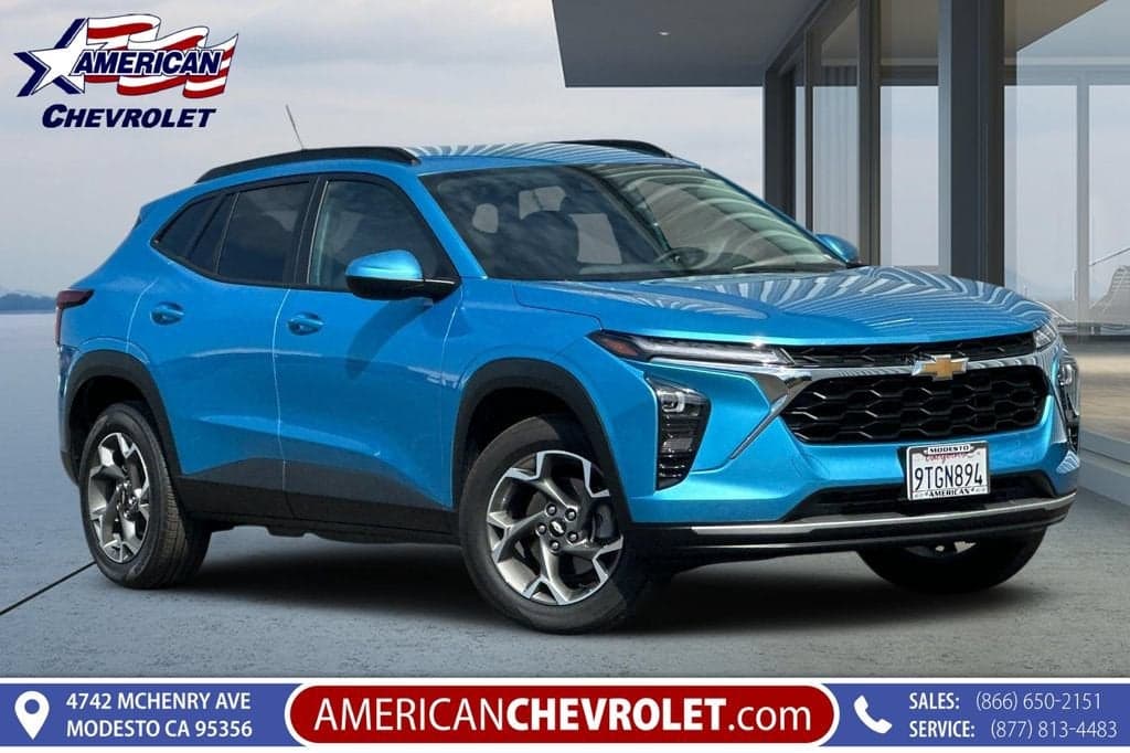 2026 Chevrolet Trax LT — photo 1 of 70