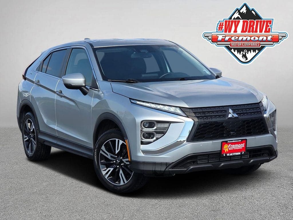 2024 Mitsubishi Eclipse Cross SE — photo 1 of 49